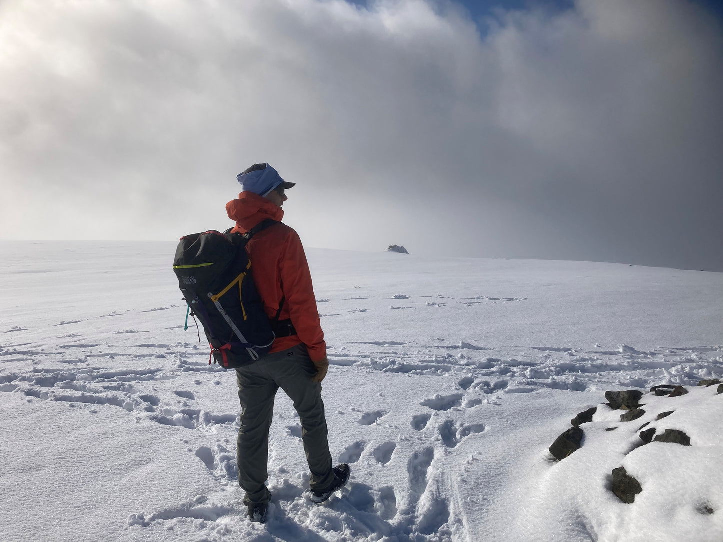 SNOW HIKING SKILLS COURSE